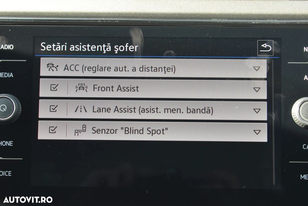 Volkswagen T-ROC 2.0 TDI DSG Design - 27