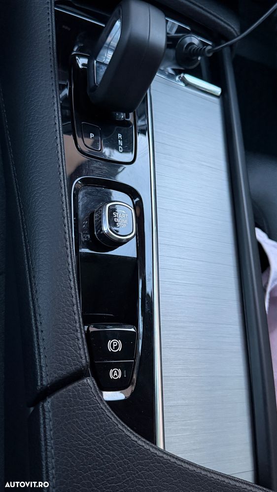 Volvo XC 90 T8 AWD Recharge Geartronic RDesign - 11