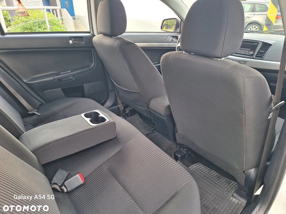 Mitsubishi Lancer 1.6 - 33