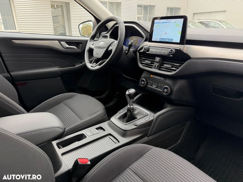 Ford Kuga - 14