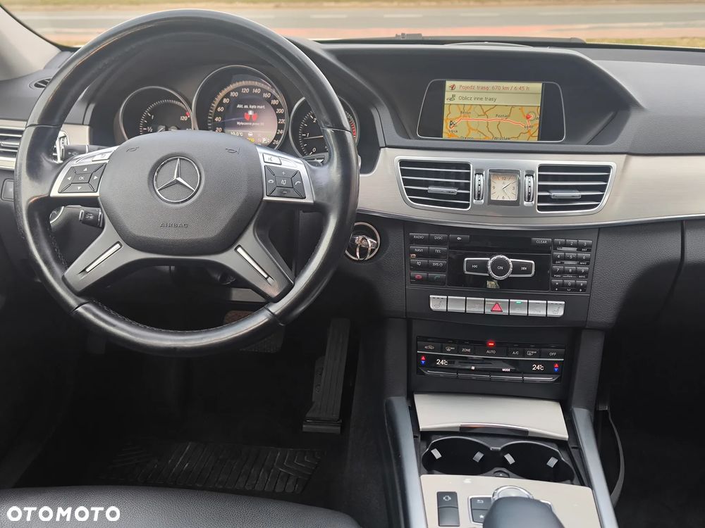 Mercedes-Benz Klasa E 250 BlueTEC 9G-TRONIC Edition - 31