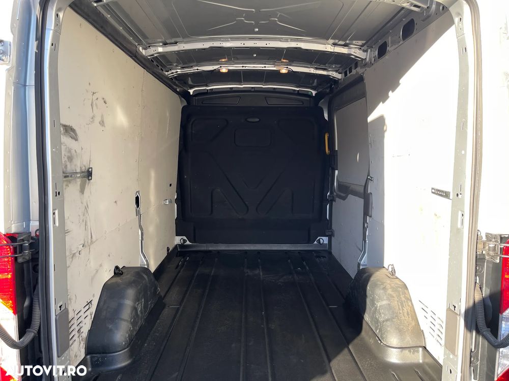 Ford Transit - 6