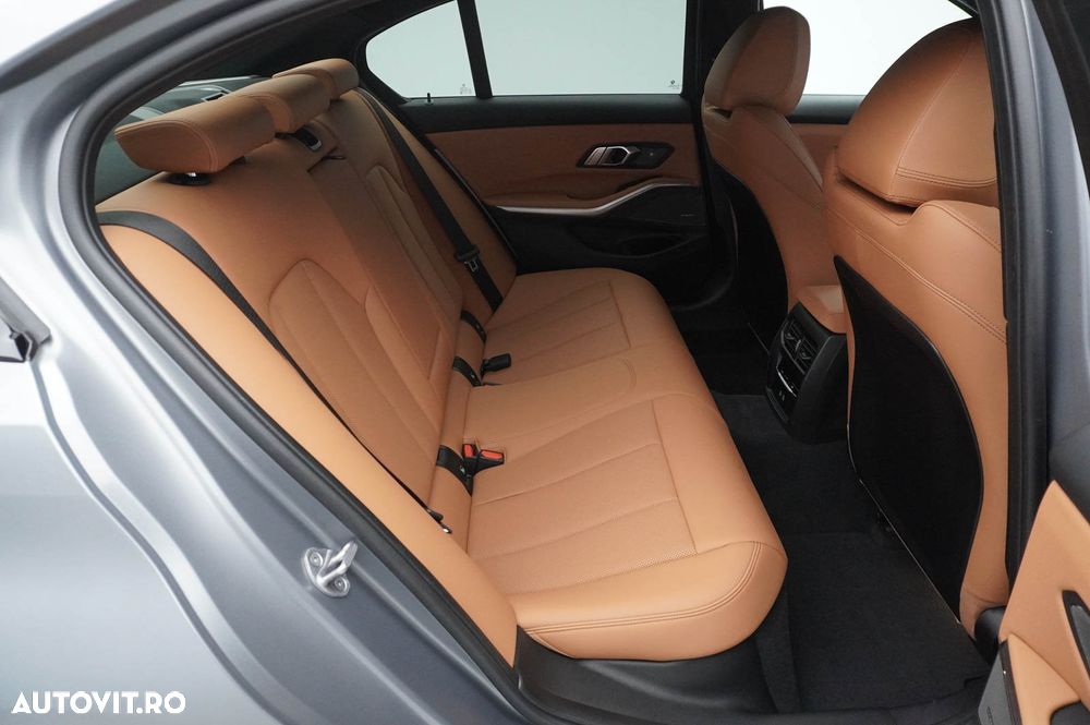 BMW Seria 3 320d xDrive AT M Sport - 12
