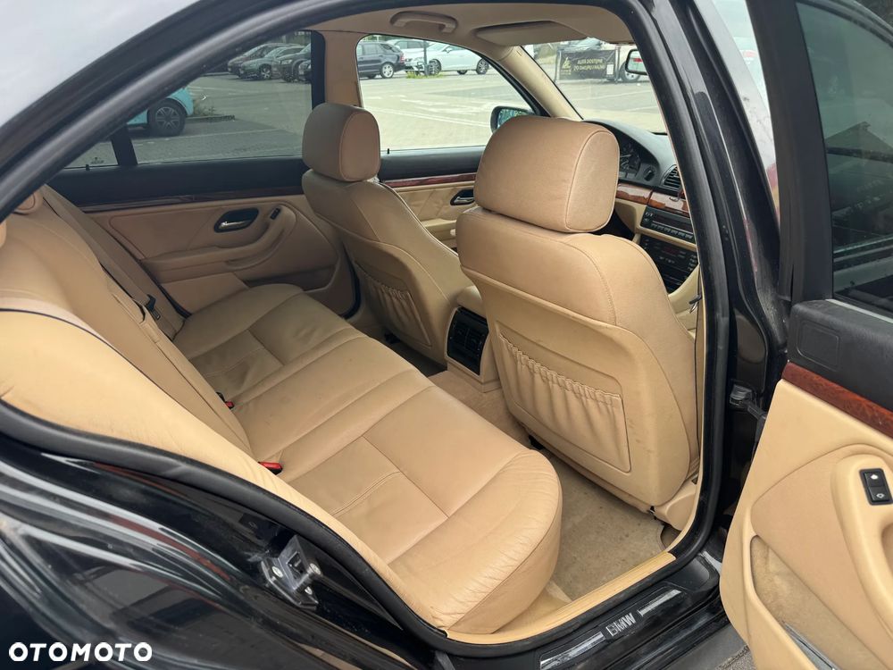 BMW Seria 5 - 30