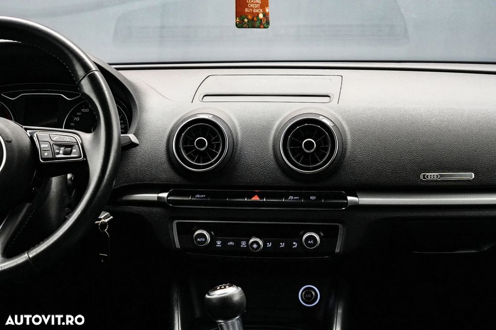 AUDI A3 Sportback 2019 — imagine 18