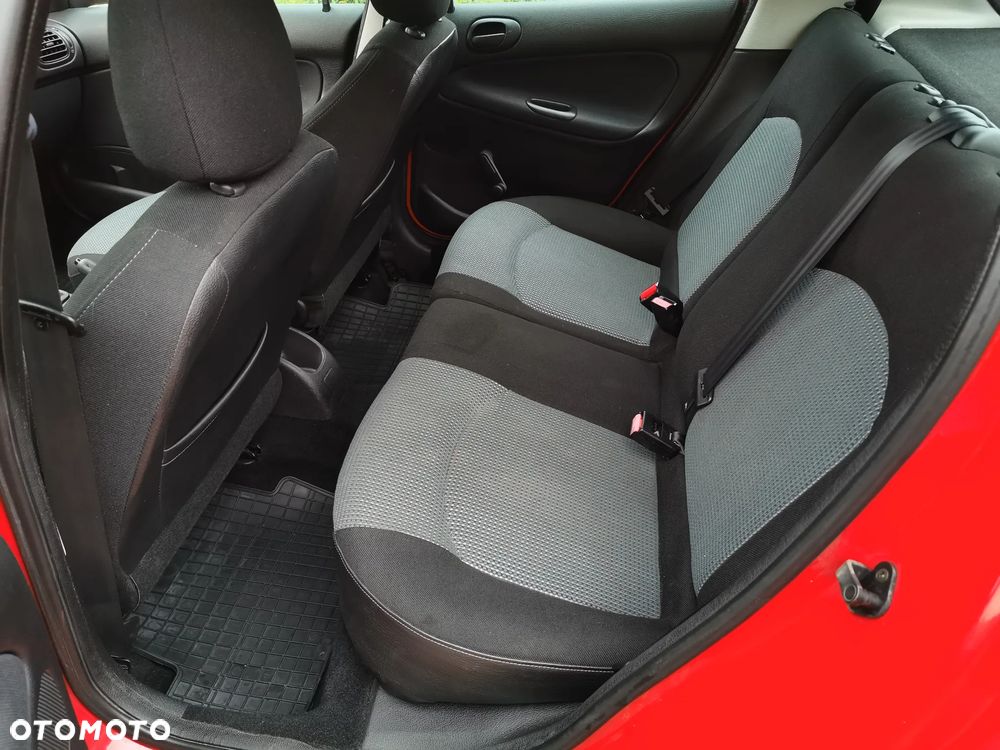 Peugeot 206 1.1 Mistral - 16