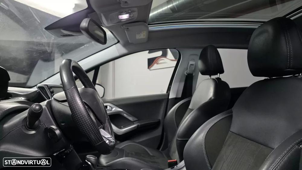 Peugeot 2008 PureTech 110 Stop&Start EAT6 Crossway - 7