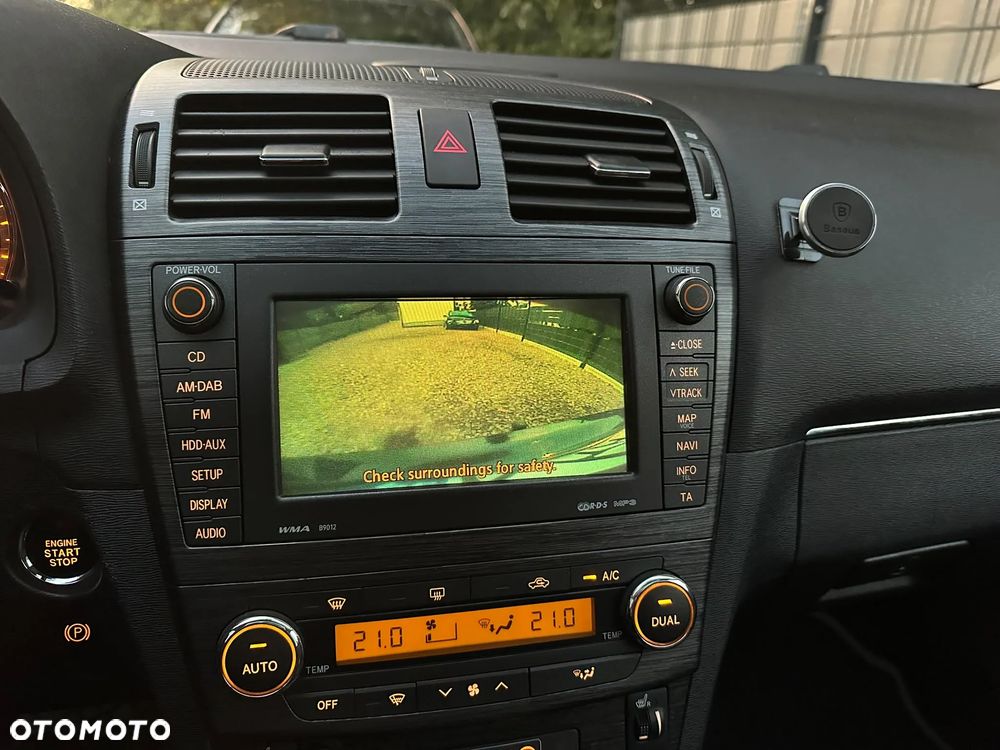 Toyota Avensis - 19