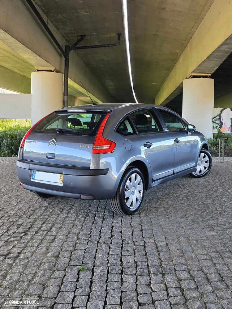 Citroën C4 1.4 16V SX - 4