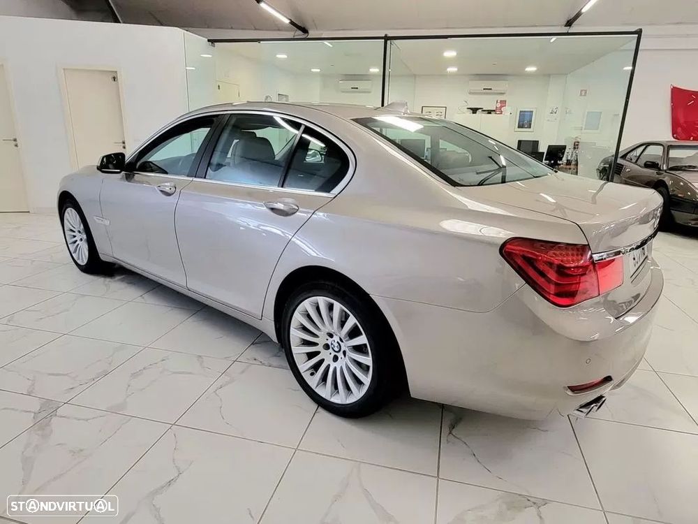 BMW 730 d - 10
