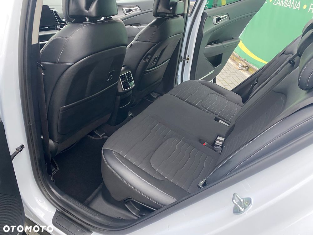 Kia Sportage 1.6 T-GDI MHEV Business Line 2WD DCT - 8