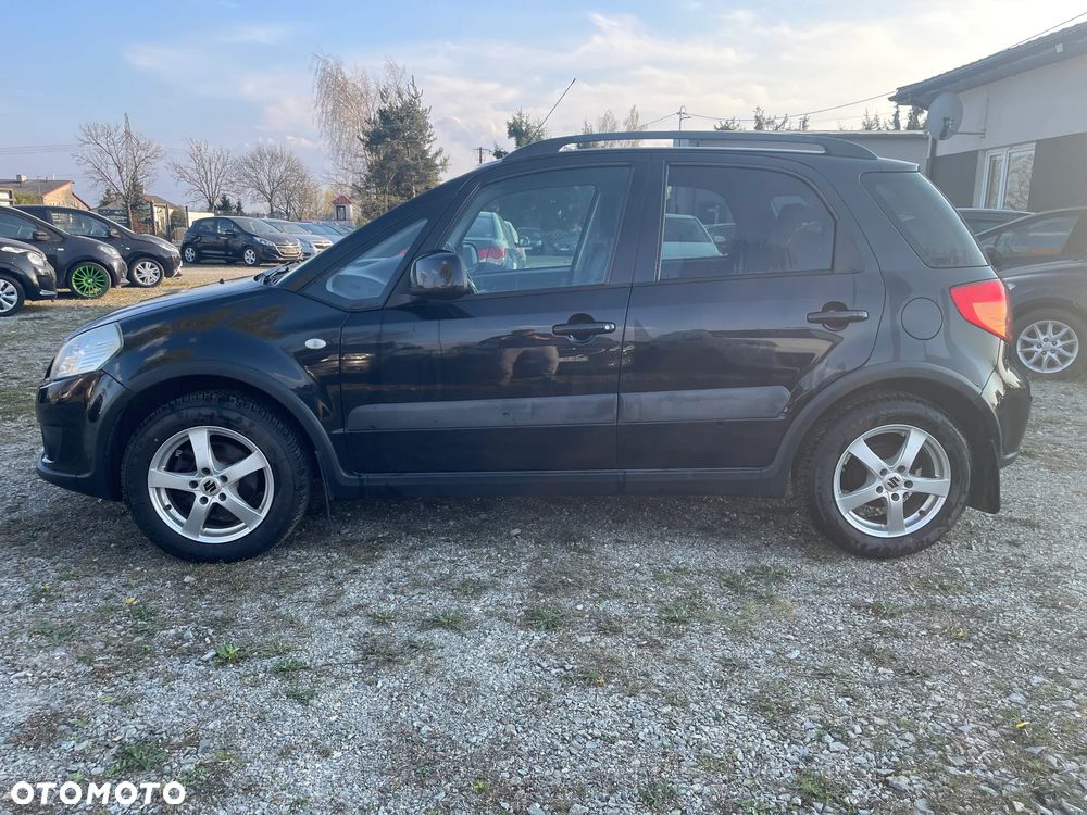 Suzuki SX4 1.6 VVT 4x2 Comfort - 4