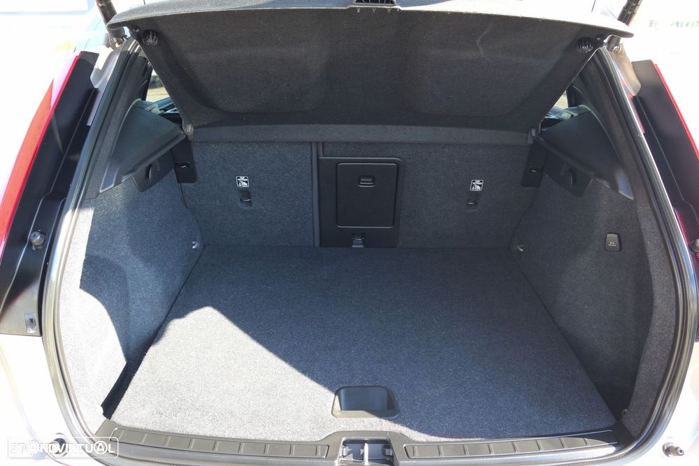 Volvo XC 40 1.5 T5 PHEV Core - 38
