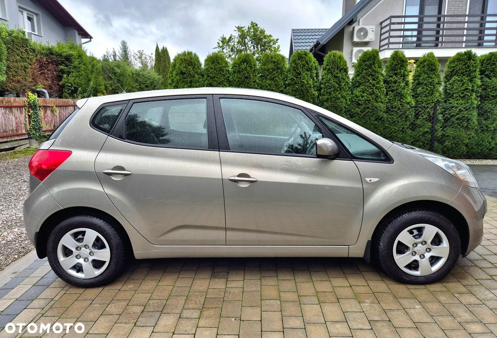 Kia Venga 1.4 S - 2