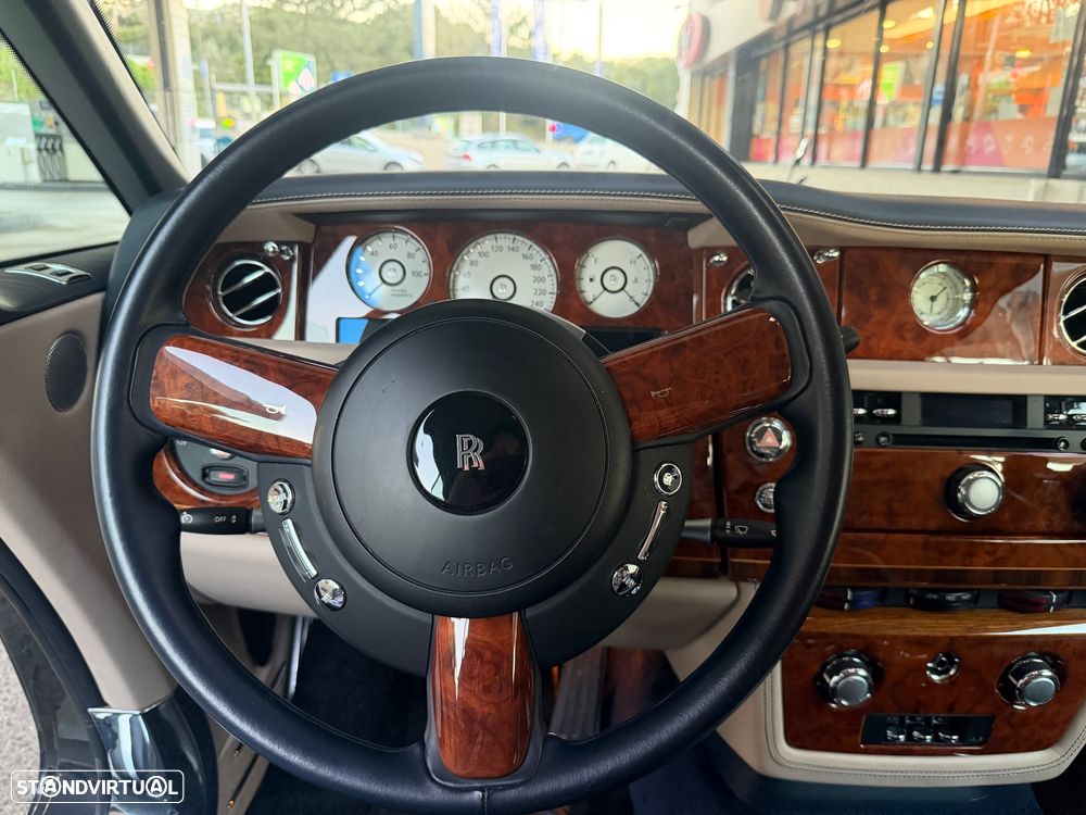 Rolls Royce Phantom 6.8 V12 - 19