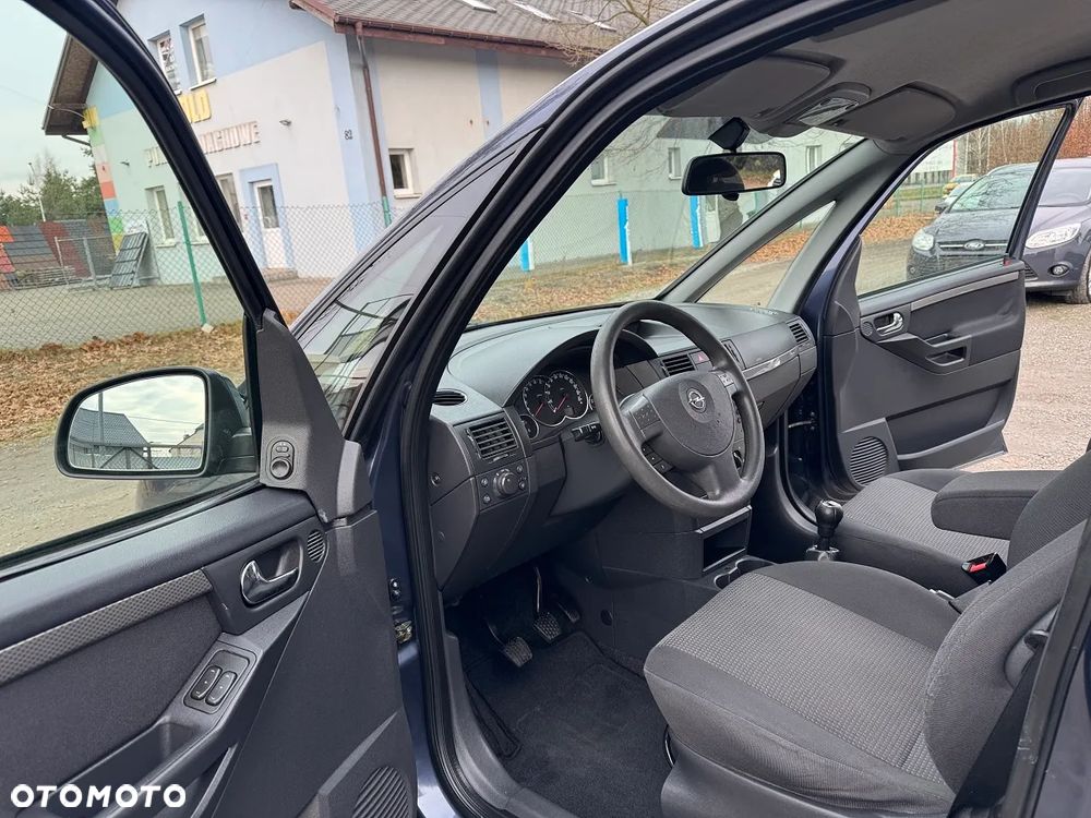 Opel Meriva - 17