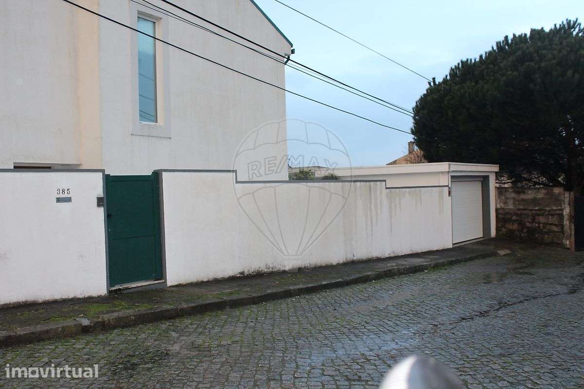 Moradia T4 para venda - Grande imagem: 2/10