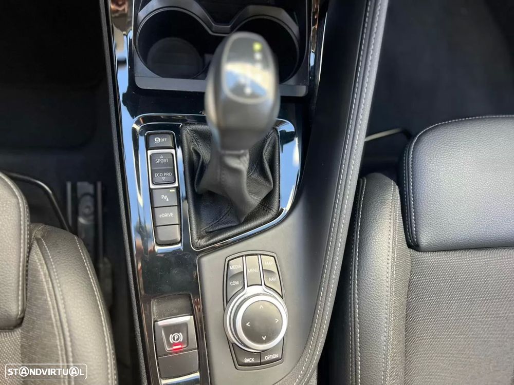 BMW X1 25 e xDrive xLine - 13