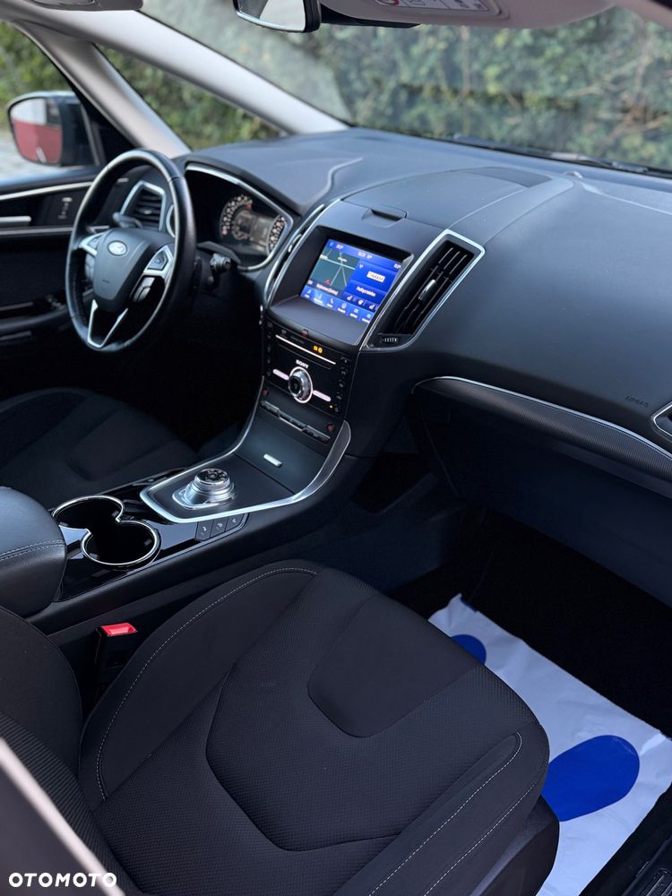 Ford S-Max 2.0 EcoBlue Titanium - 27