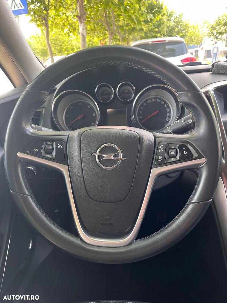 Opel Astra - 18