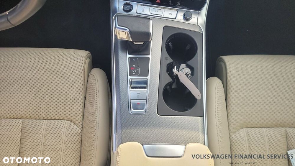 Audi A6 - 12