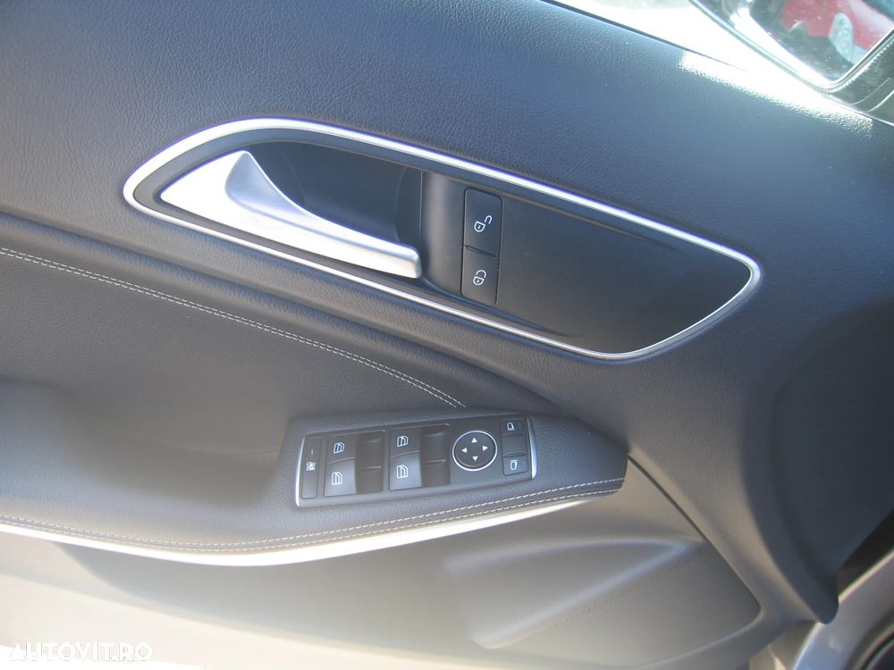 Mercedes-Benz GLA 200 CDI 4MATIC Aut. - 19