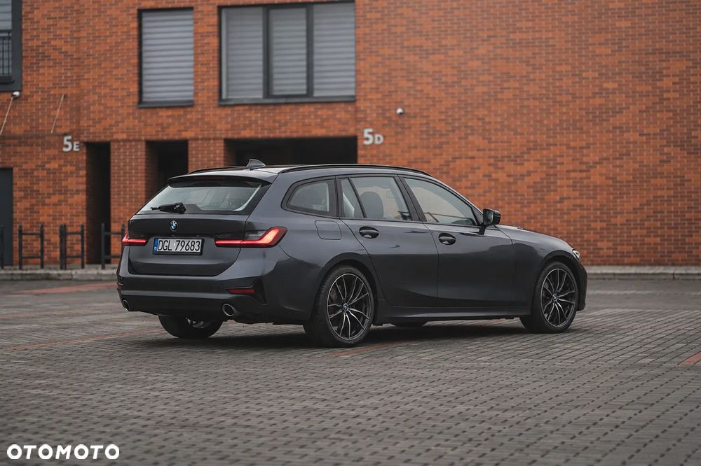 BMW Seria 3 320d - 6