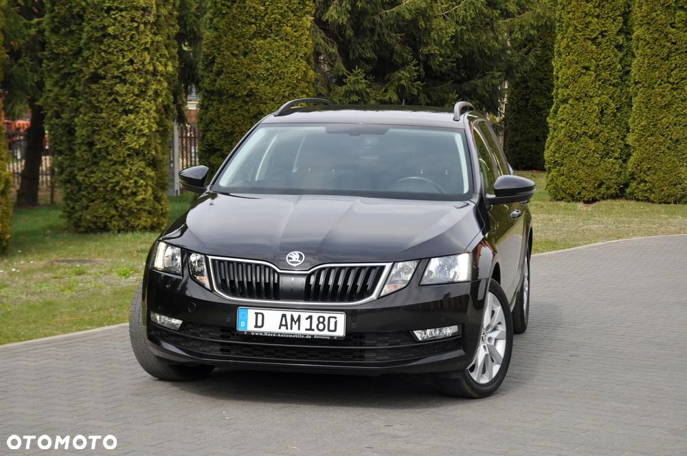 Skoda Octavia 2.0 TDI Elegance DSG - 8