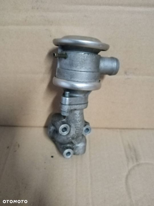 Zawór EGR Passat b5 lift 1.8T 06B131101C - 1