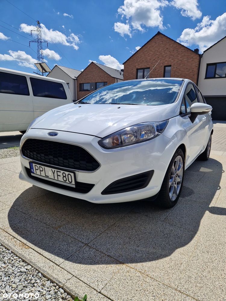 Ford Fiesta 1.5 TDCi SYNC Edition - 6