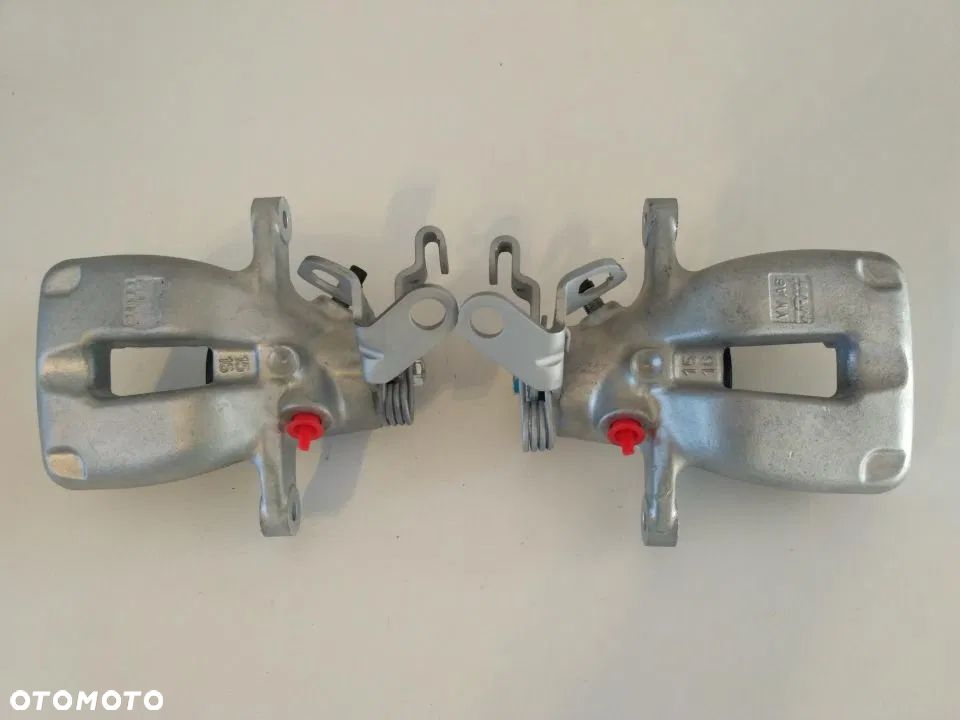 Zacisk tył Lewy Prawy Volkswagen Golf V Touran - 1