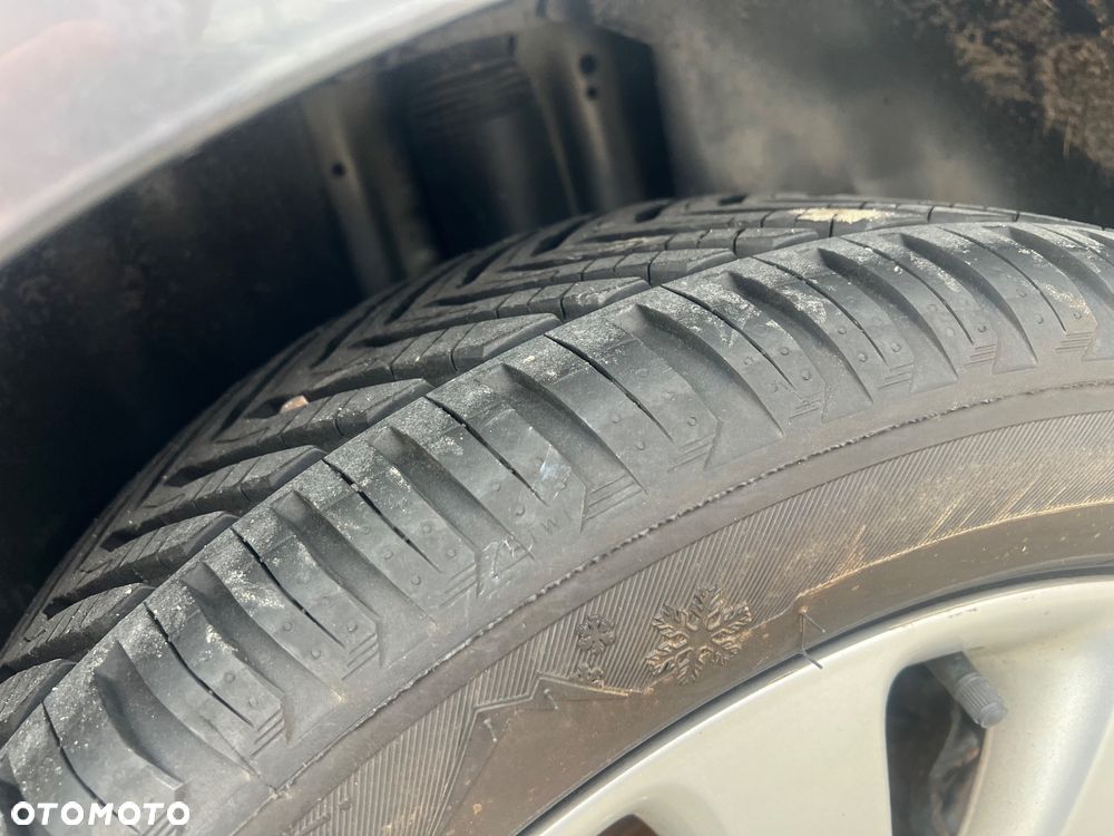 Opel Astra 1.4 T Enjoy S&S - 10