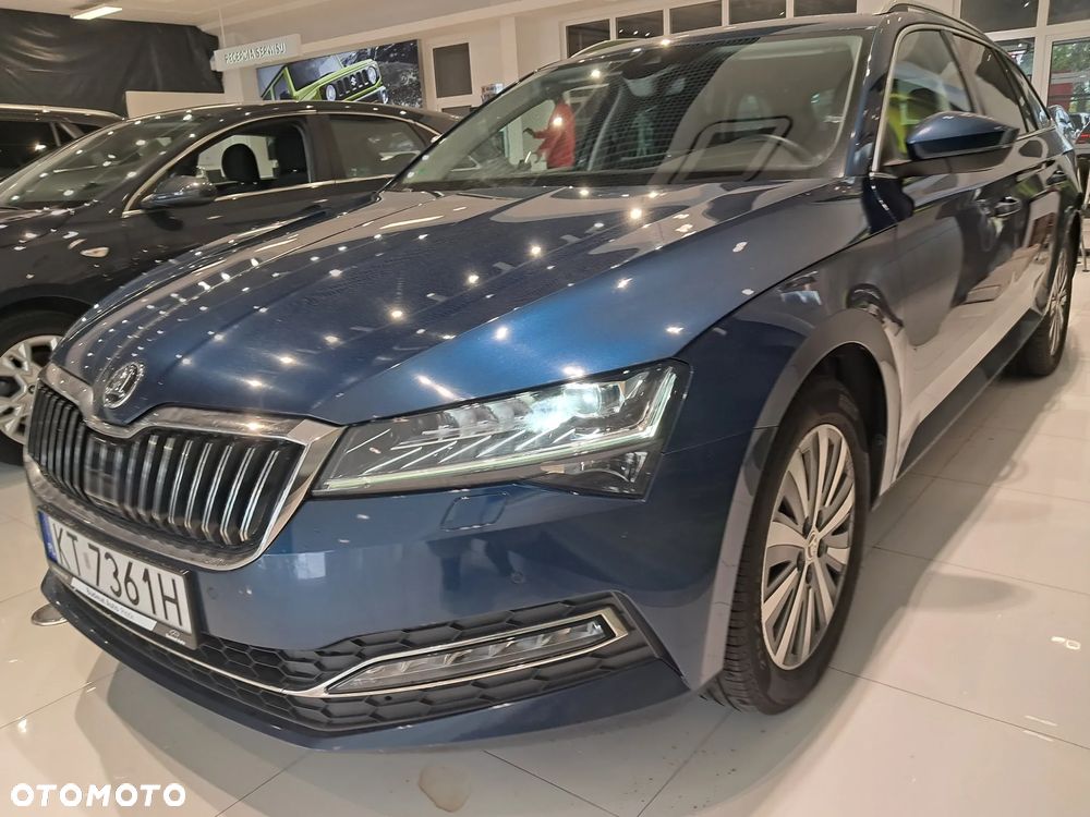 Skoda Superb 2.0 TDI SCR Style DSG - 8