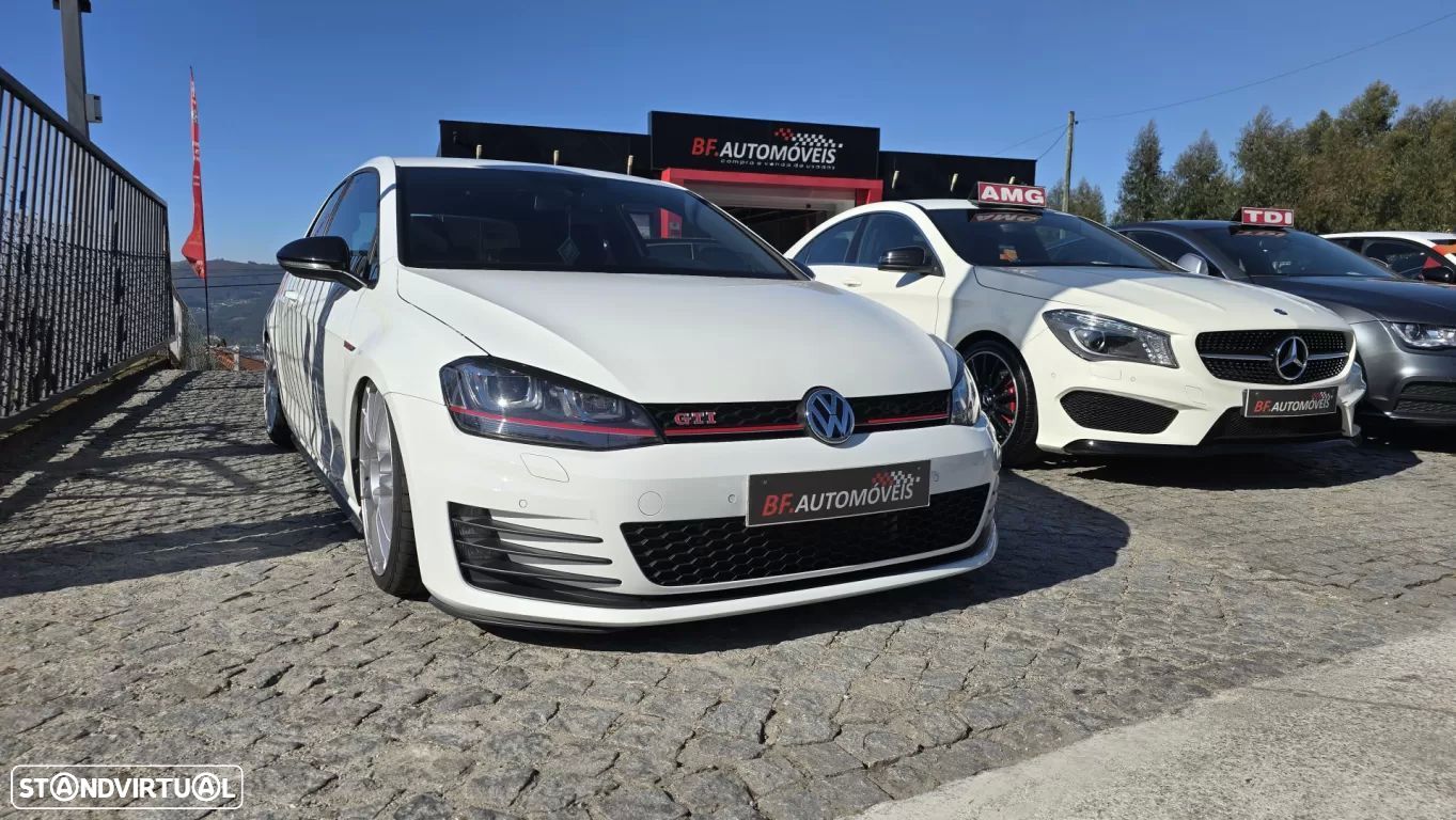 VW Golf 2.0 TSi GTi DSG Performance - 1