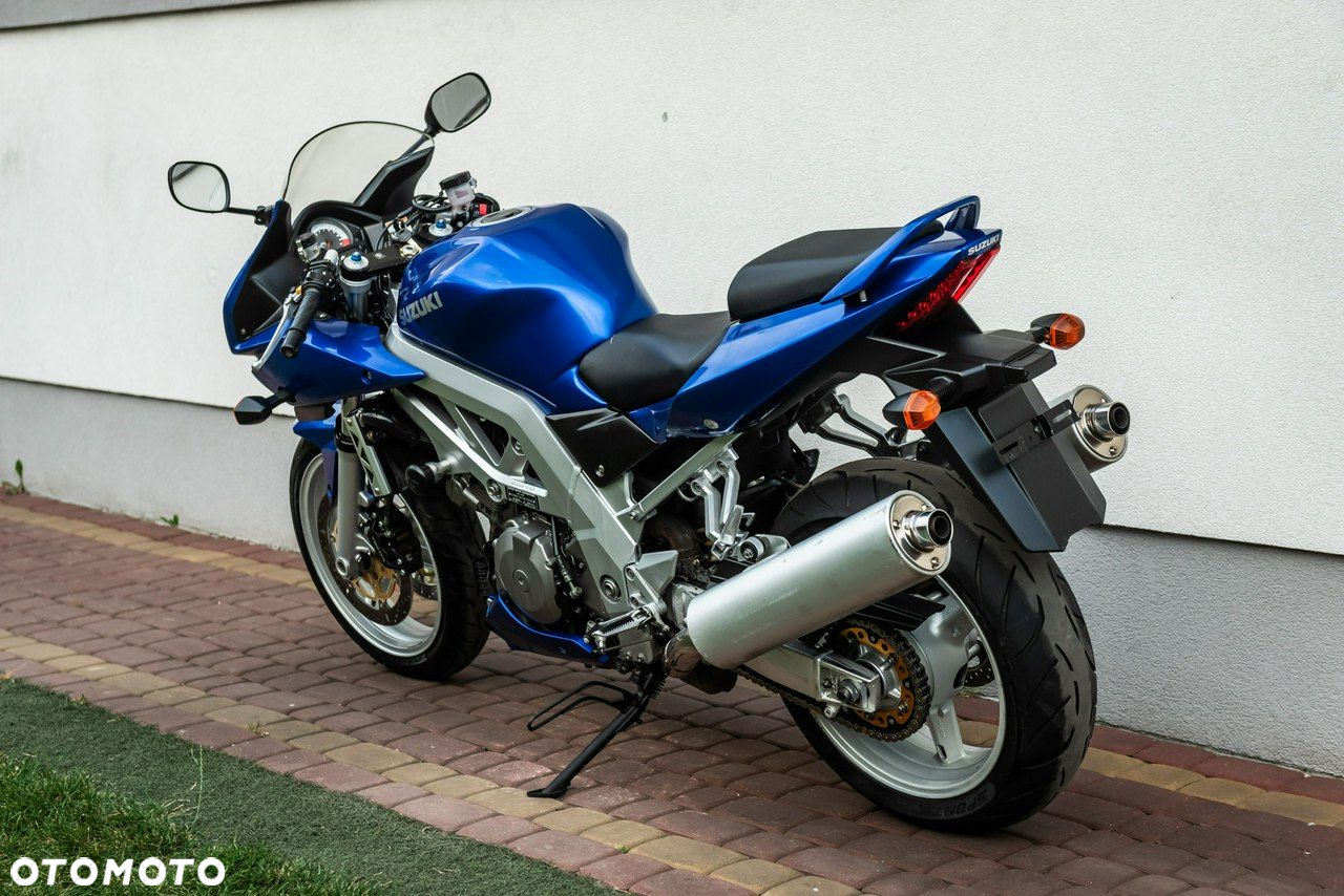 Suzuki SV - 4