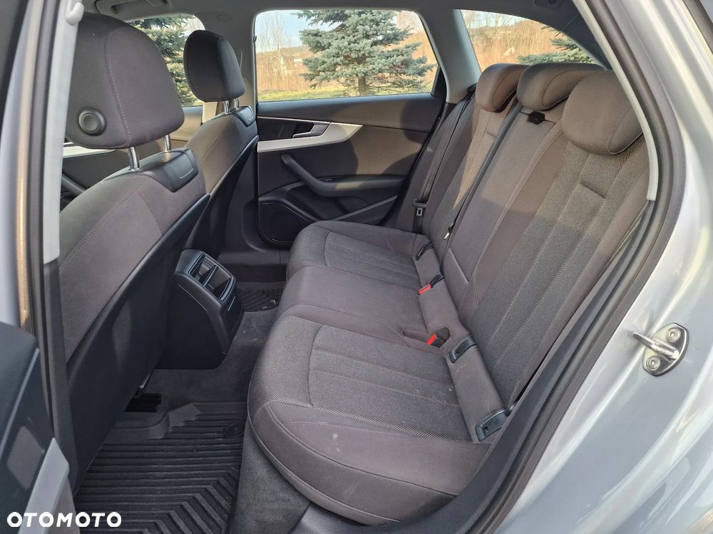 Audi A4 Avant 2.0 TDI S tronic - 15