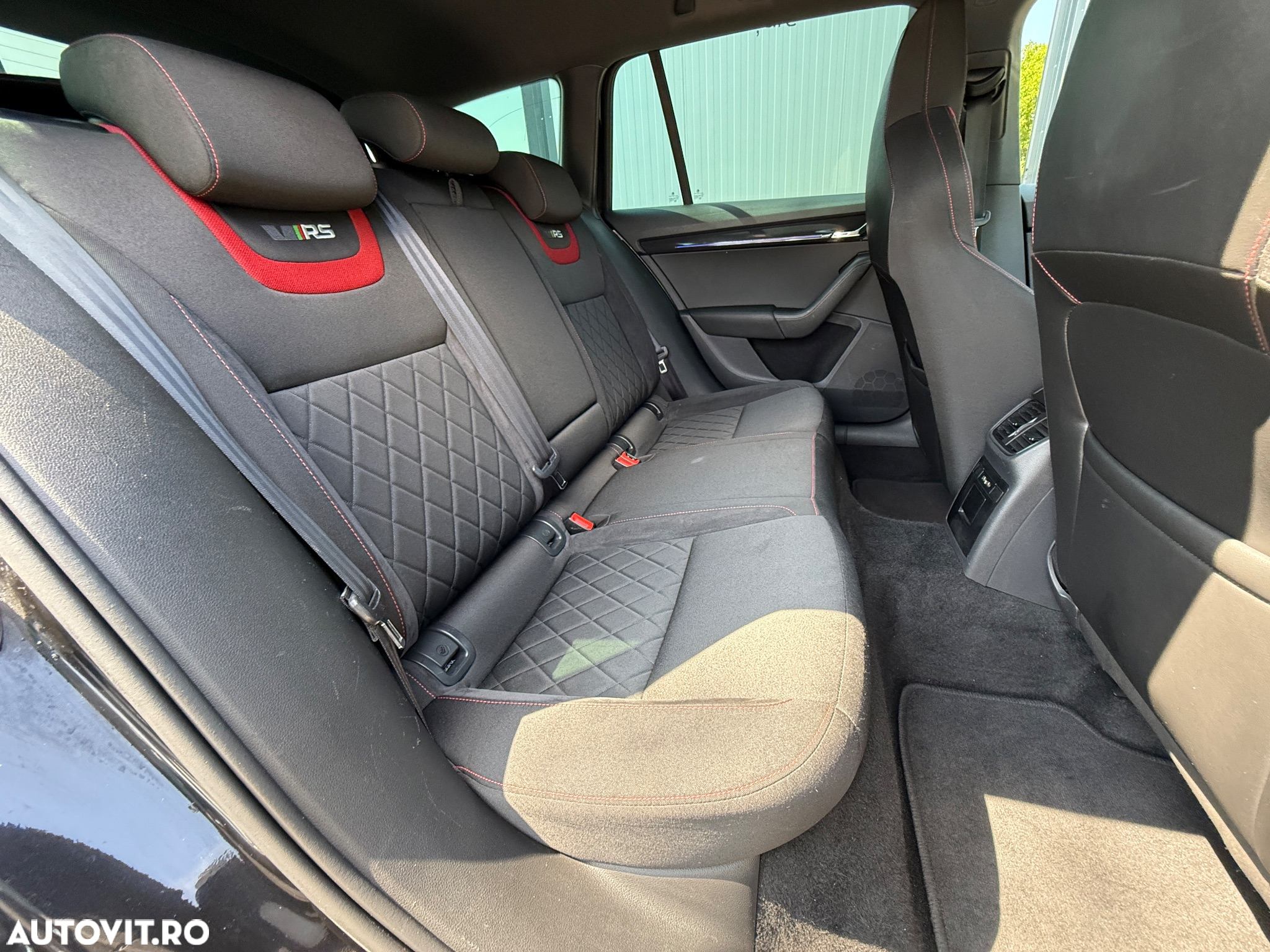 Skoda Octavia Combi Diesel 2.0 TDI DSG RS - 22