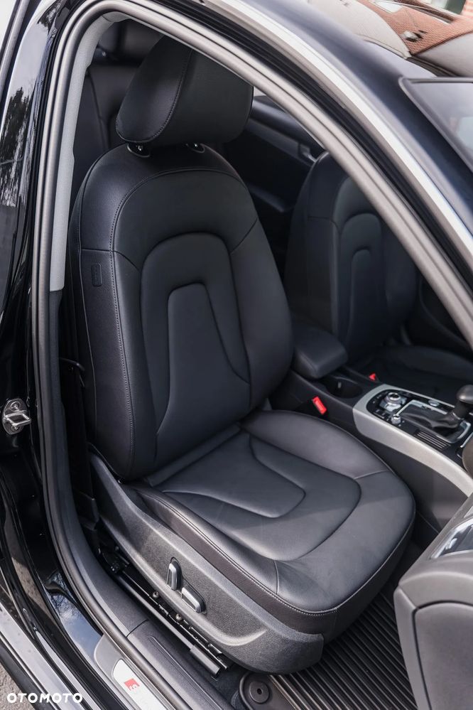 Audi A4 Limousine 2.0 TFSI ultra S tronic design - 19