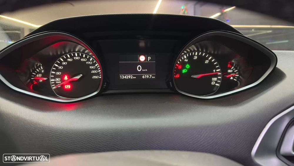 Peugeot 308 SW 1.5 BlueHDi Active Pack EAT8 - 12