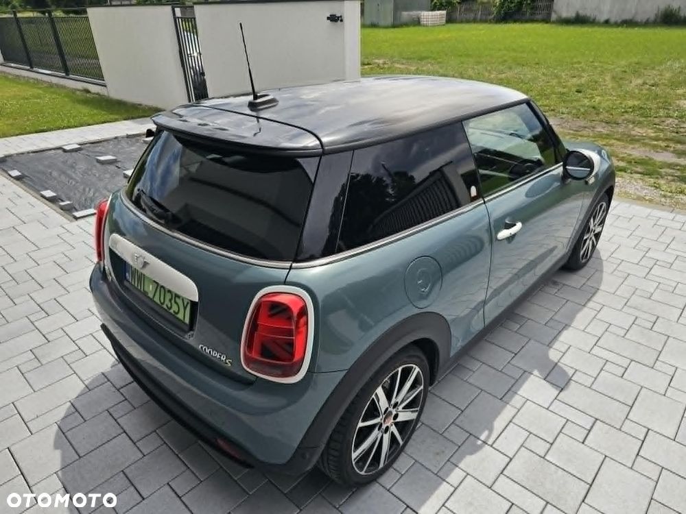 MINI Cooper SE - 17