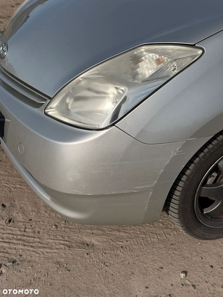 Toyota Prius 1.5 VVT-i Sol - 17
