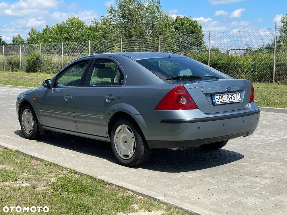 Ford Mondeo - 4
