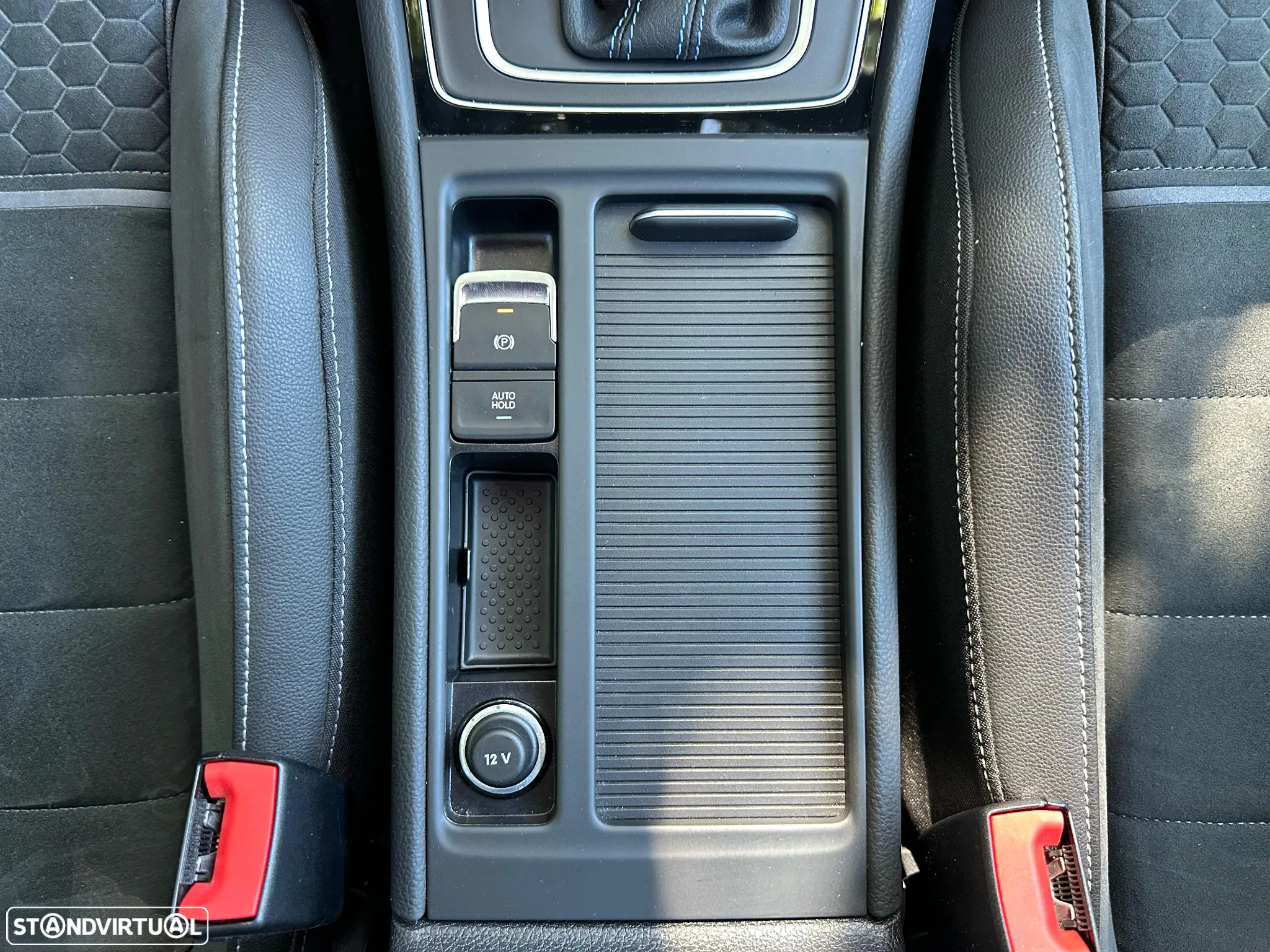 VW Golf 1.4 GTE Plug-in - 36