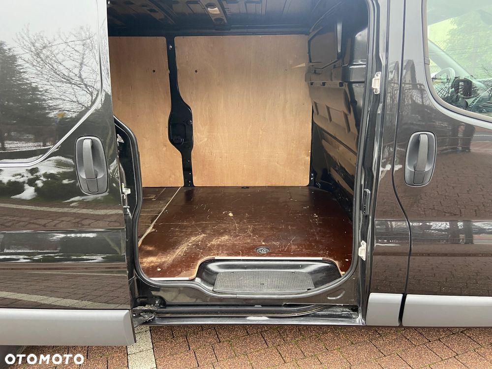 Renault Trafic - 15