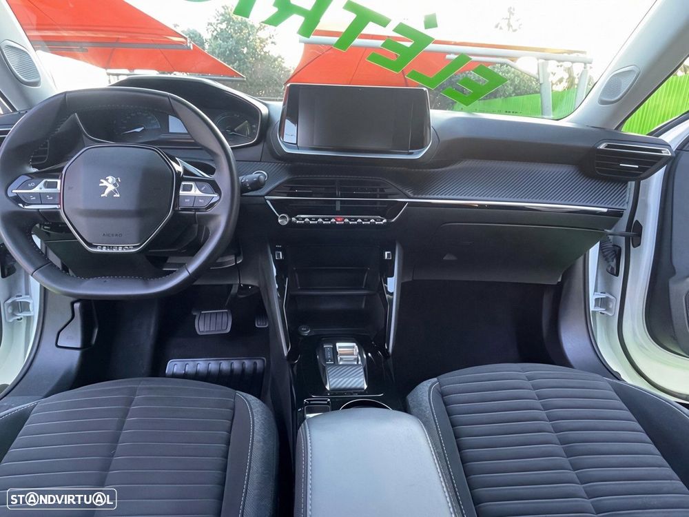 Peugeot e-2008 50 kWh Style - 11