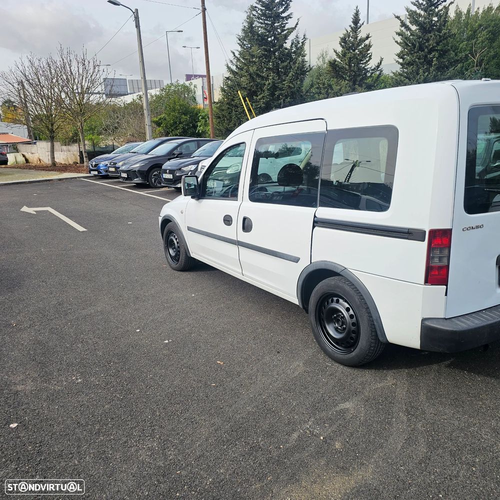 Opel Combo 1.3 CDTi - 9