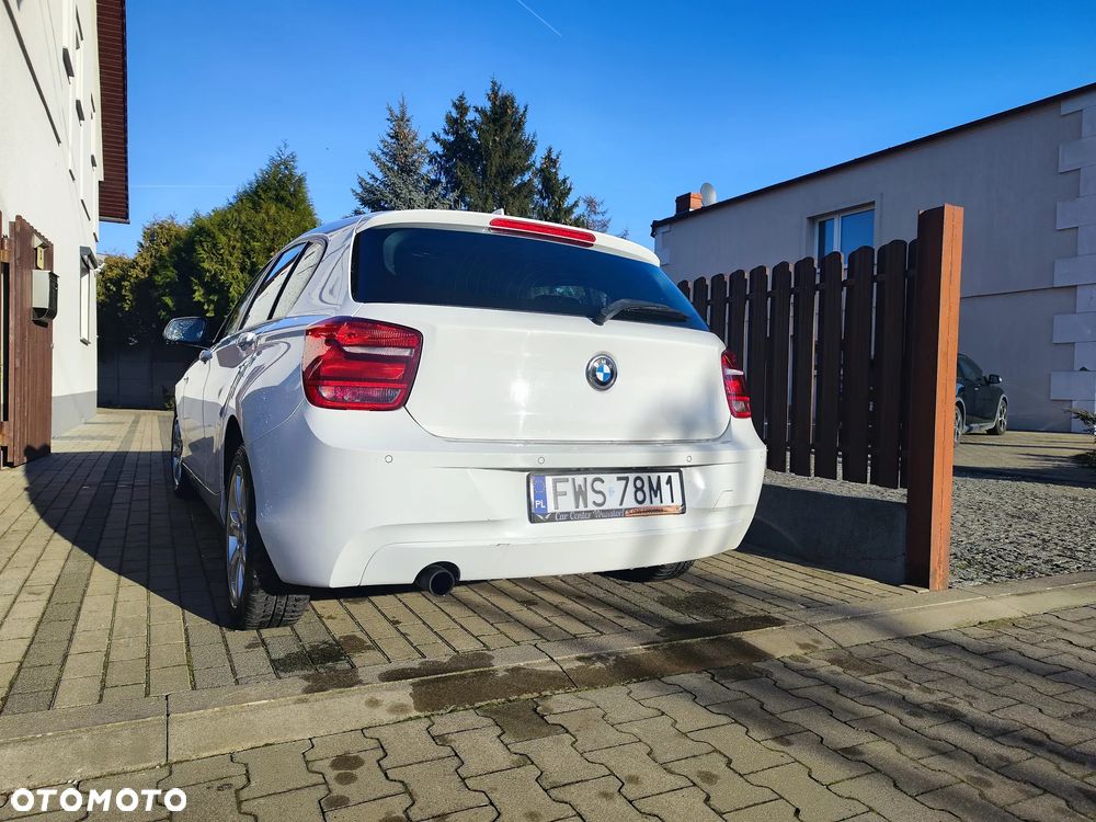 BMW Seria 1 116i - 14