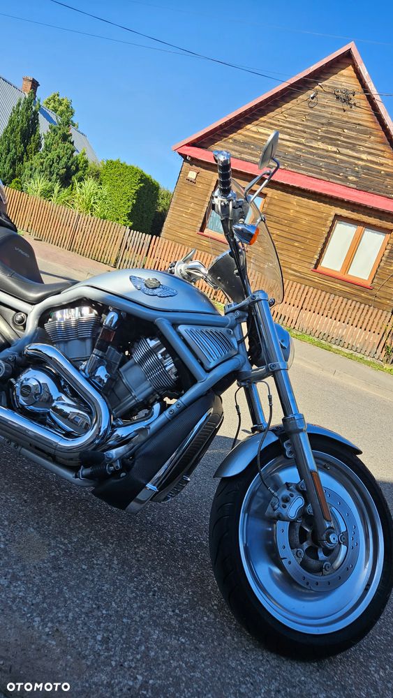 Harley-Davidson V-Rod Street Rod - 20