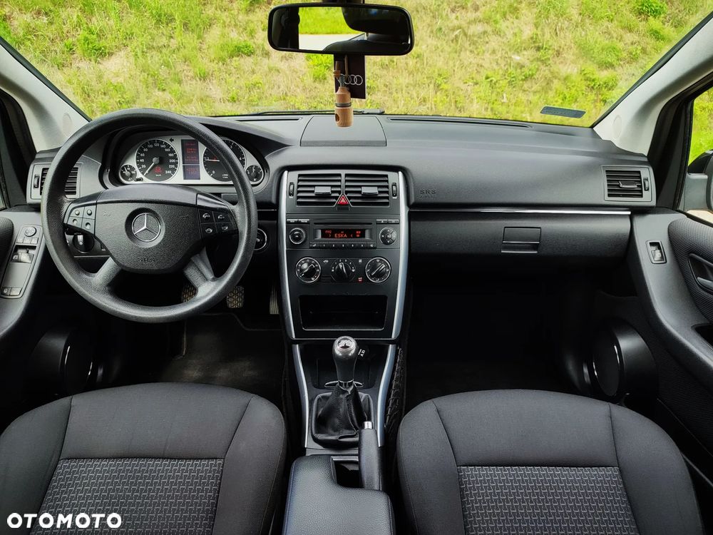 Mercedes-Benz Klasa B 180 CDI - 26