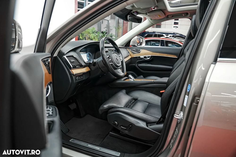 Volvo XC 90 T8 AWD Recharge Geartronic Inscription - 4